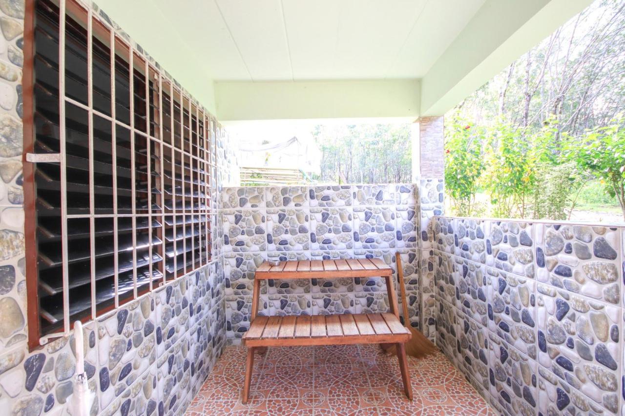 Oyo 75373 Chamil House Hotel Nai Harn Ngoại thất bức ảnh